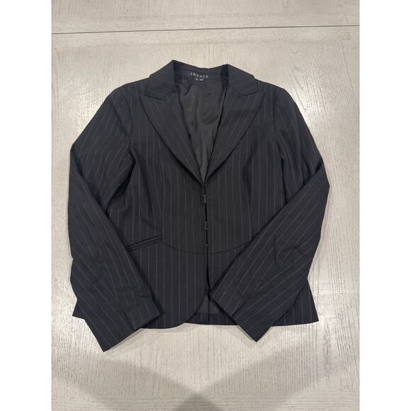 Theory Black Pinstripe Blazer Basiccore Professional Corporate Girly Girlboss Q - Picture 1 of 7